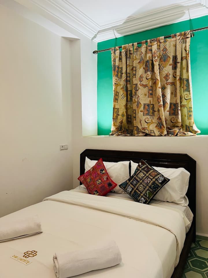 Comfort Guest Room